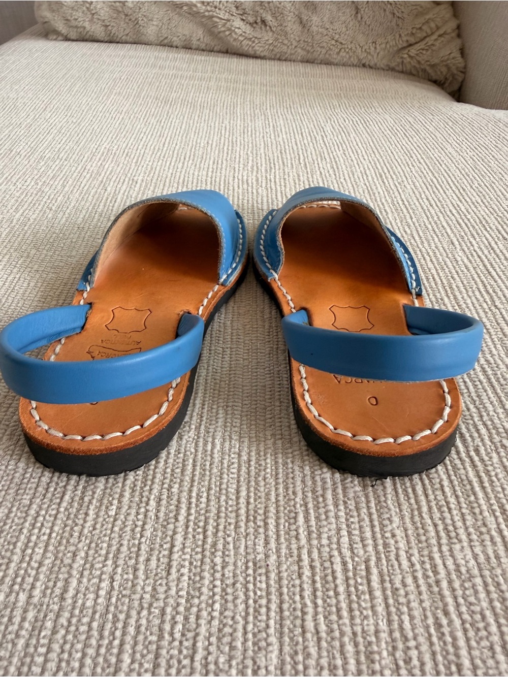 Spanish leather Kids Blue peep toe classic Slingback Sandals 30/12T - Picture 4 of 5